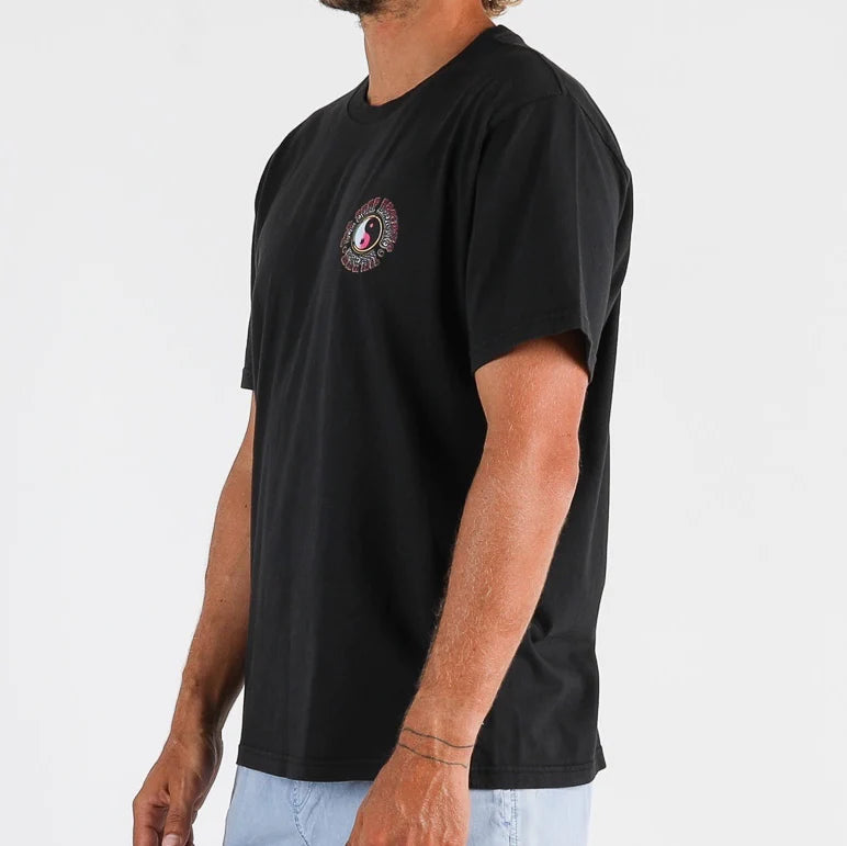 Town and Country Mens Vault Tee