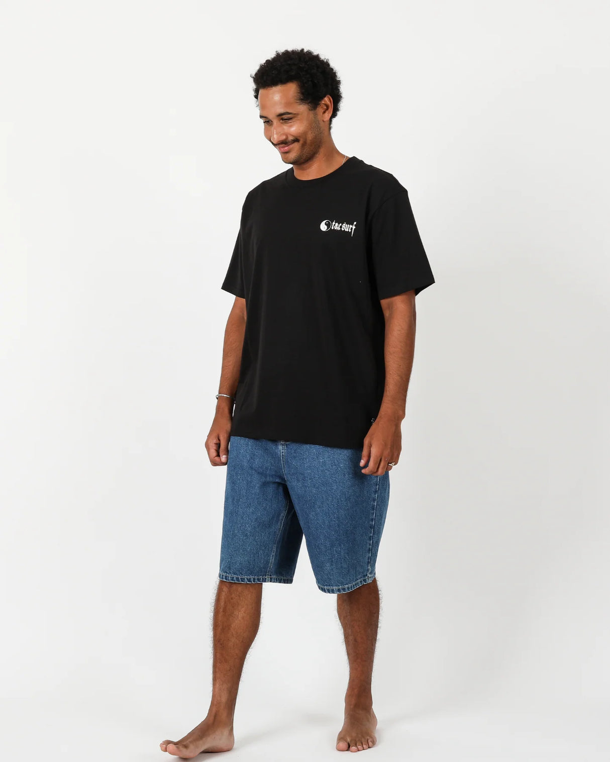 Town and Country Scorpion Tee