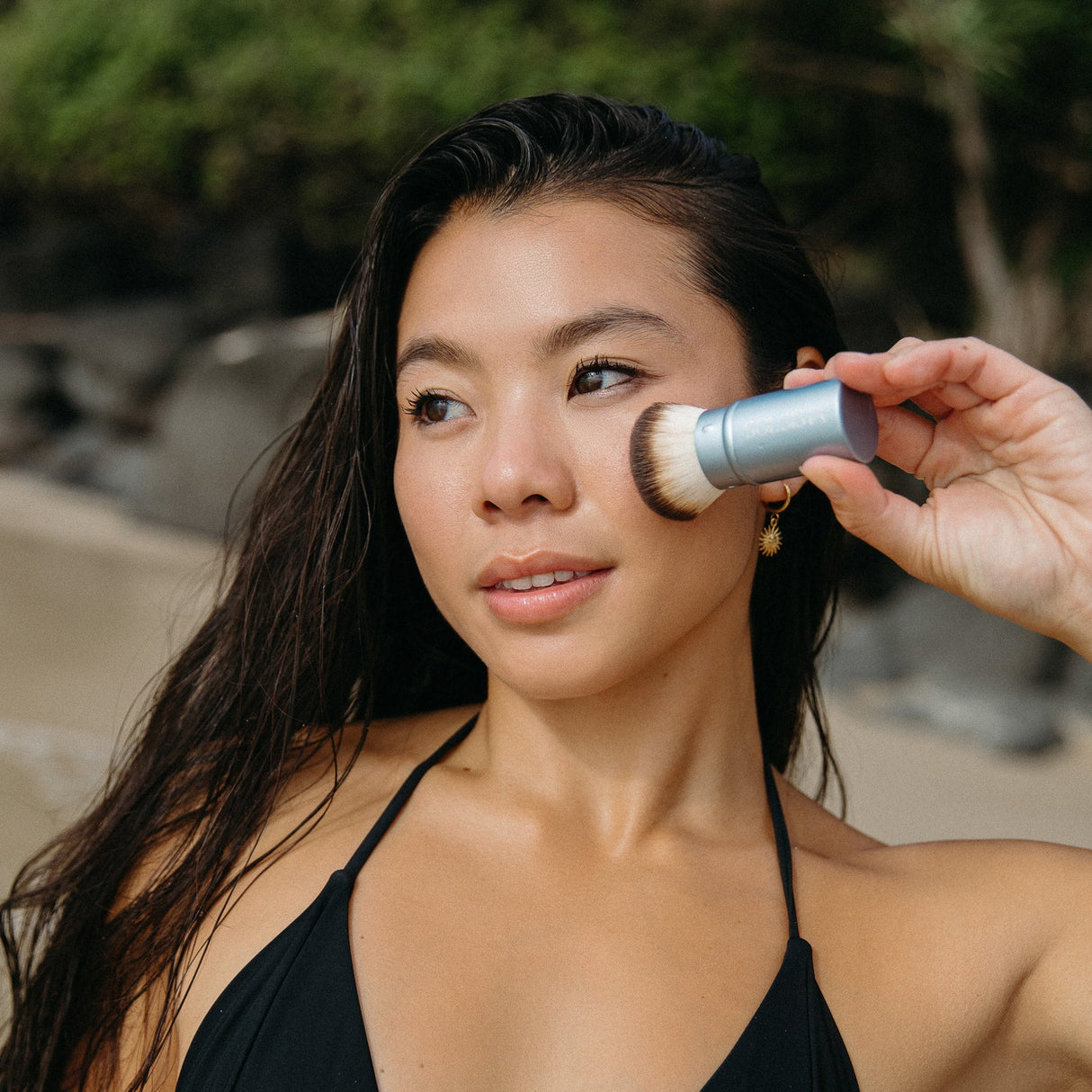 Sol Sista Retractable Kabuki Makeup Brush