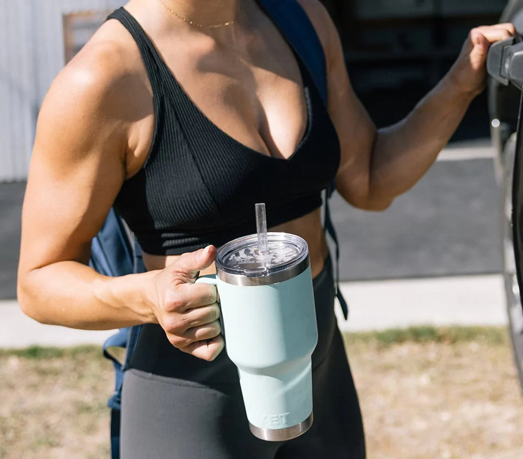 YETI Rambler 35oz (1L) Straw Mug