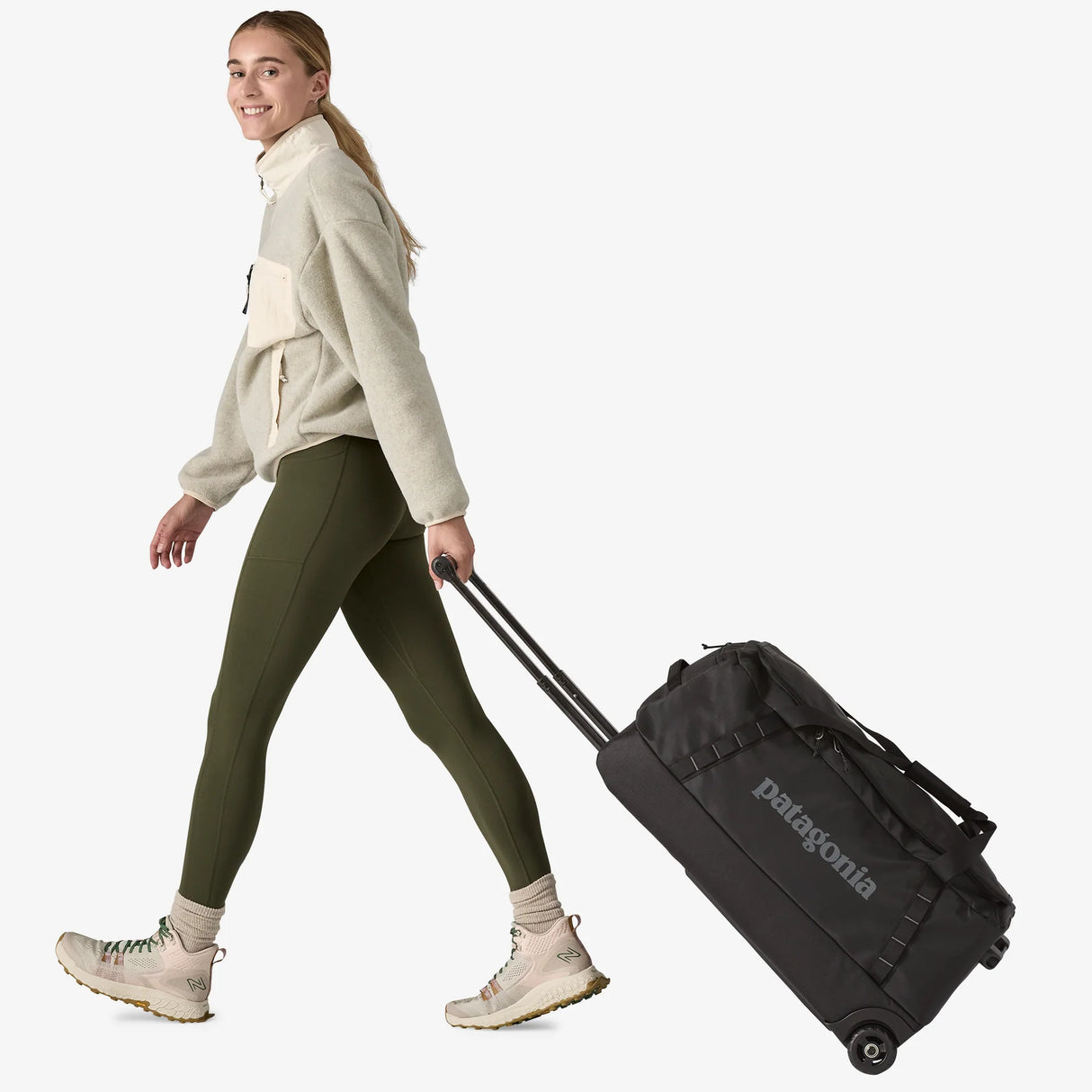 Patagonia Black Hole Wheeled Duffel Bag 70L