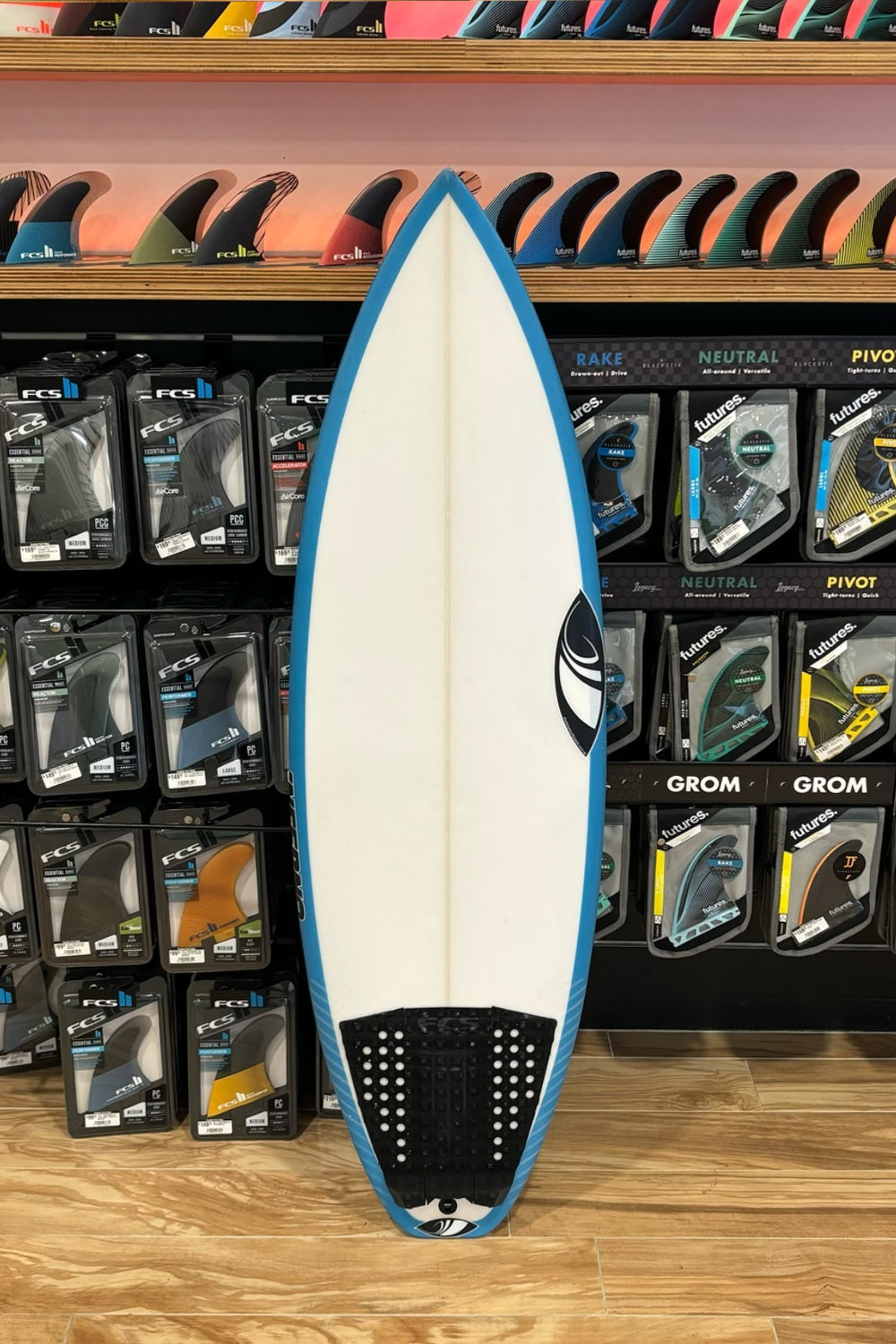 4’8 Sharpeye Inferno 72 Youth #6347 - Used Surfboard