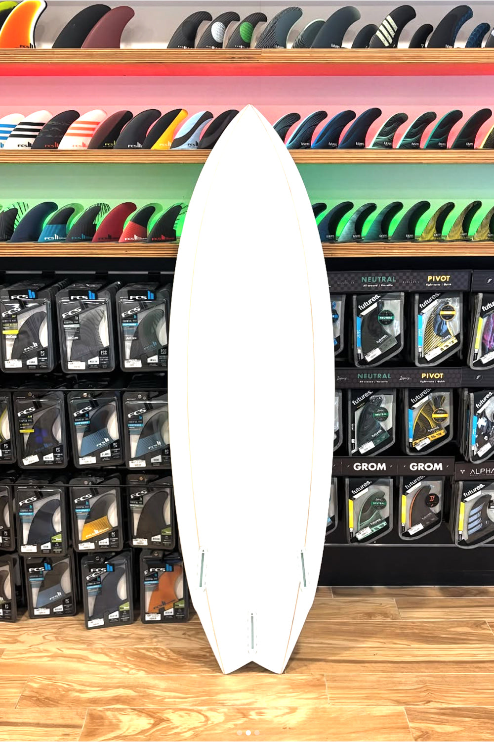 5'7 Ken McDonald #6613 - Used Surfboard