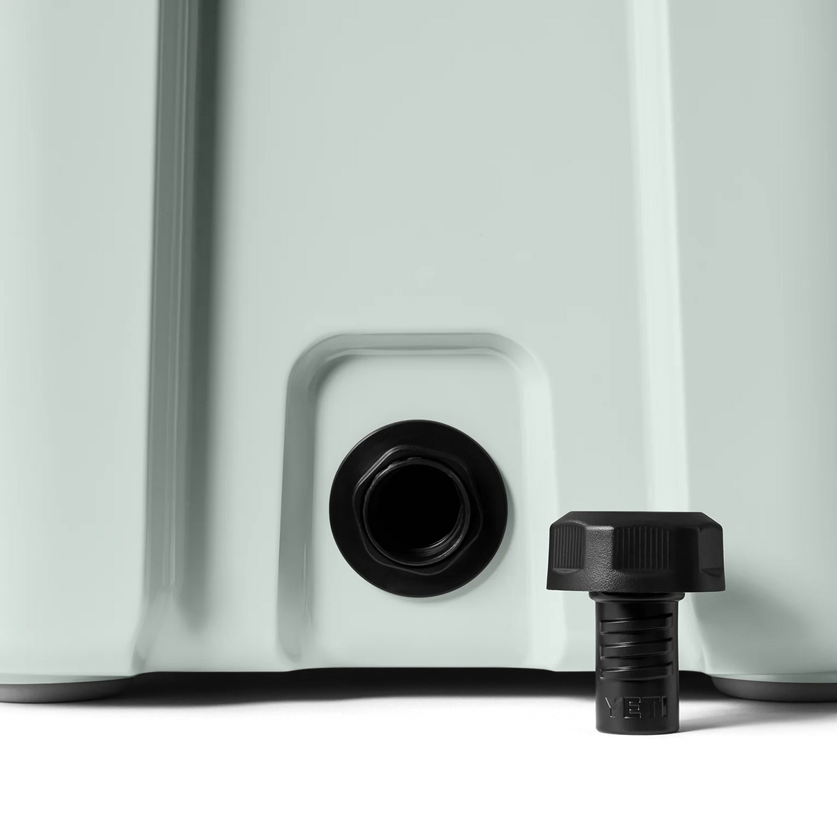 YETI Roadie 24 2.0 Hard Cooler