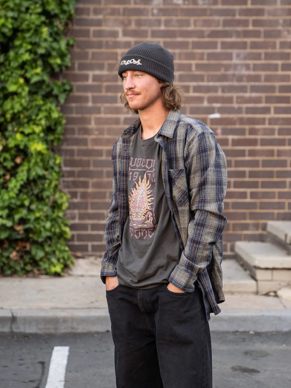 Volcom Mens Heavy Twills Flannel Long Sleeve Shirt