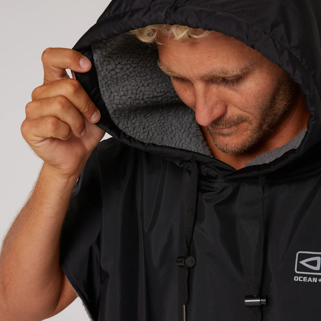 Ocean & Earth Mens Perfect Storm Waterproof Poncho