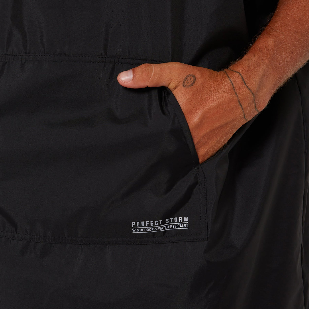 Ocean & Earth Mens Perfect Storm Waterproof Poncho