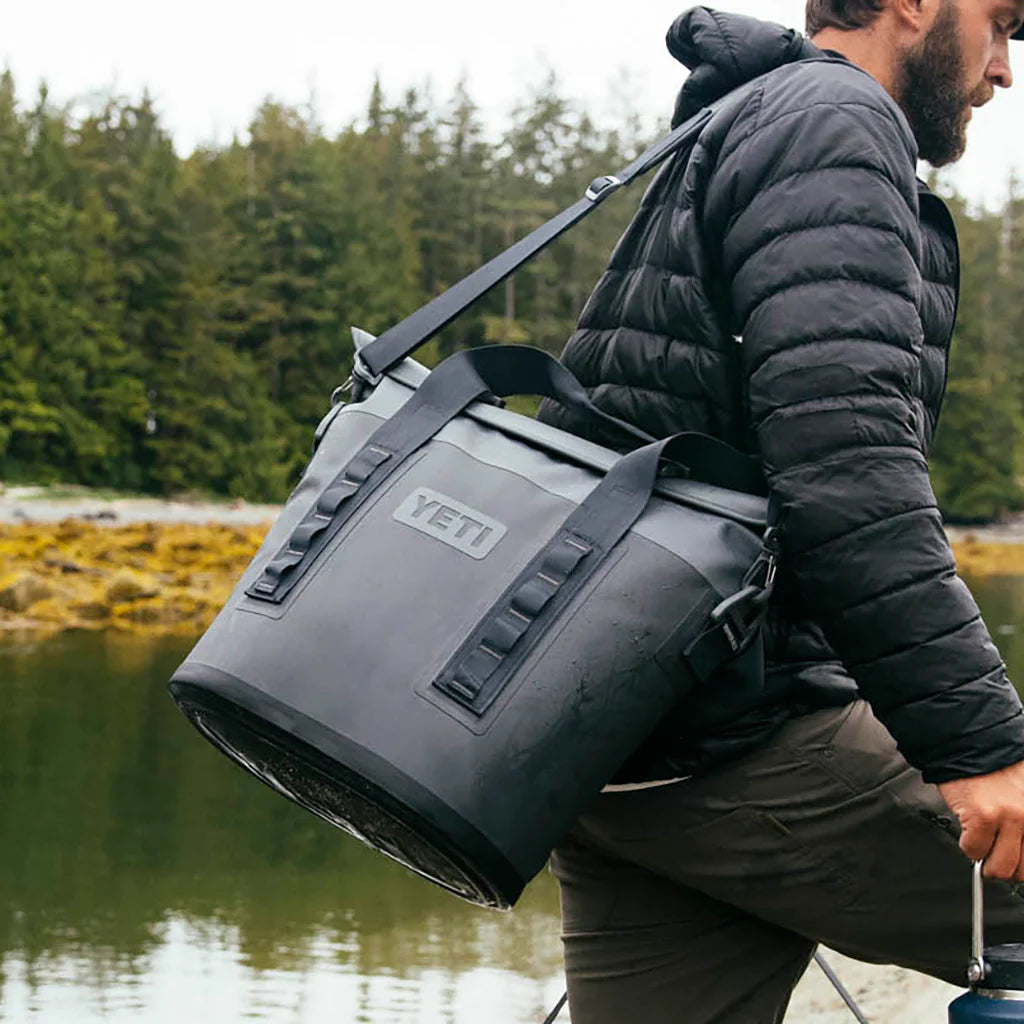 YETI Hopper M15 Soft Cooler