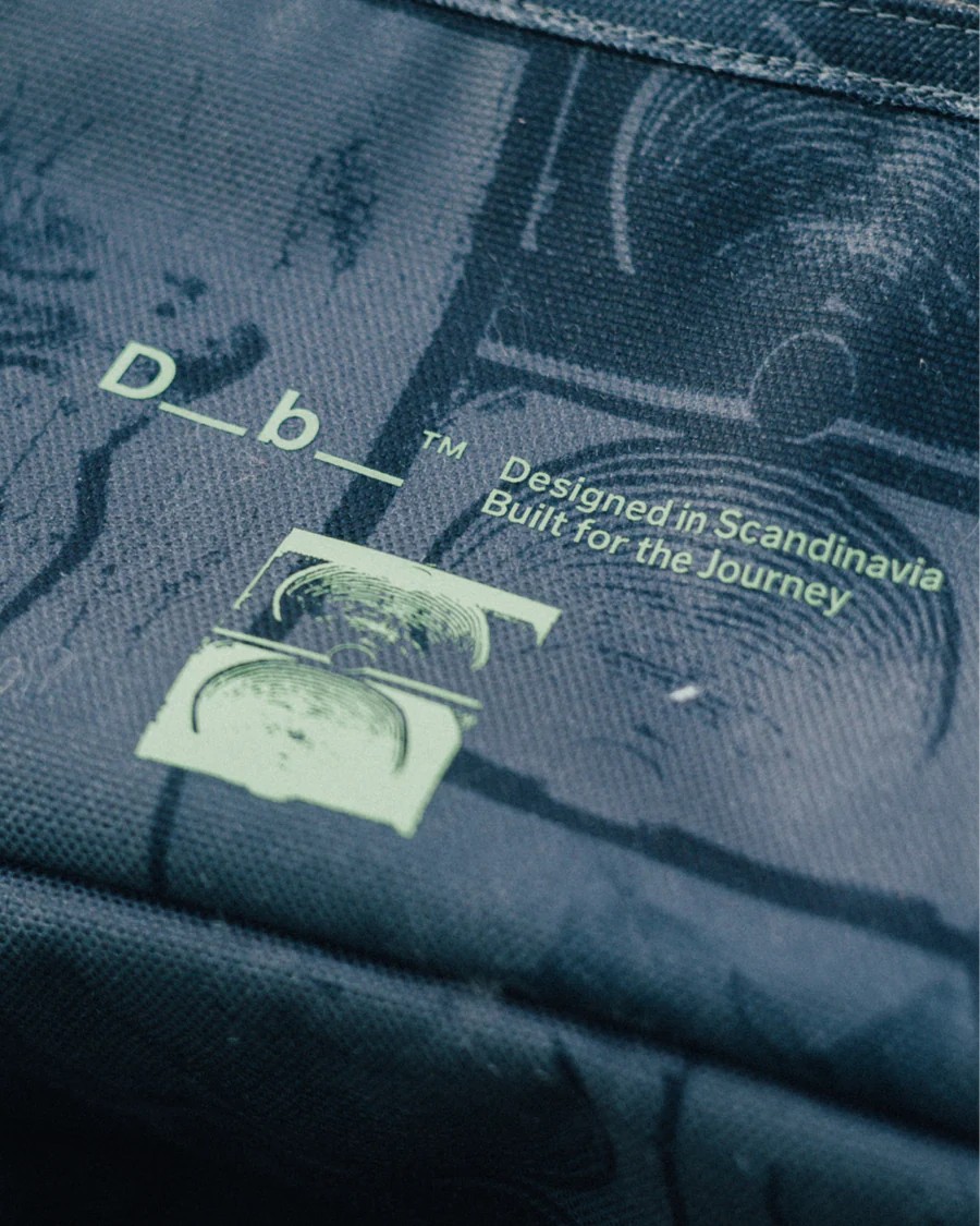 Db X FORMER Hugger Backpack 30L