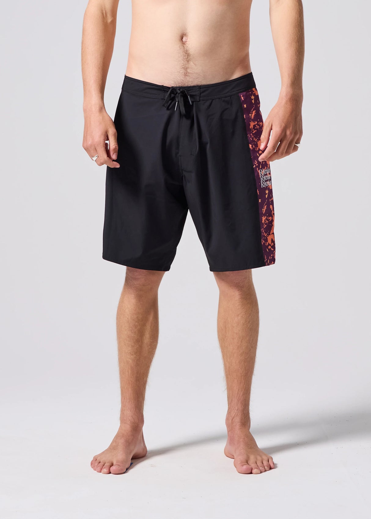 Rivvia Stereo Decorative 19" Trunk