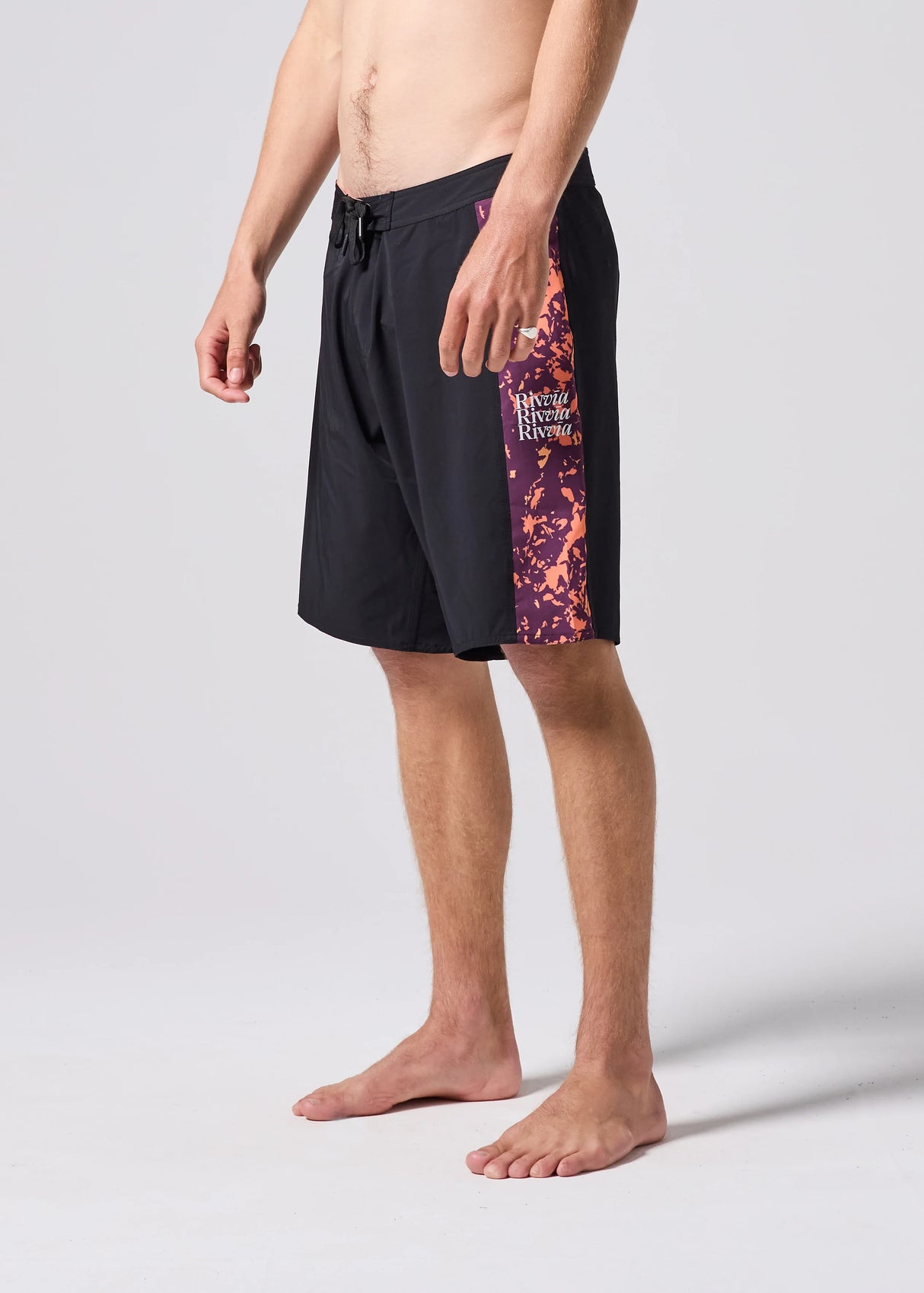 Rivvia Stereo Decorative 19" Trunk