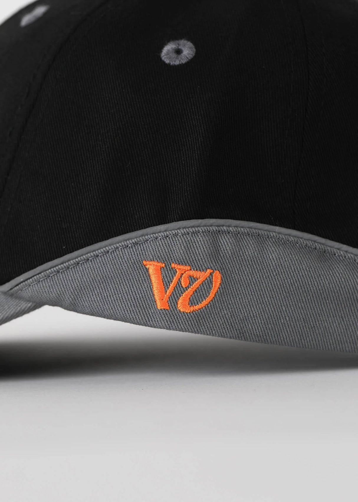 Rivvia Globe Cap