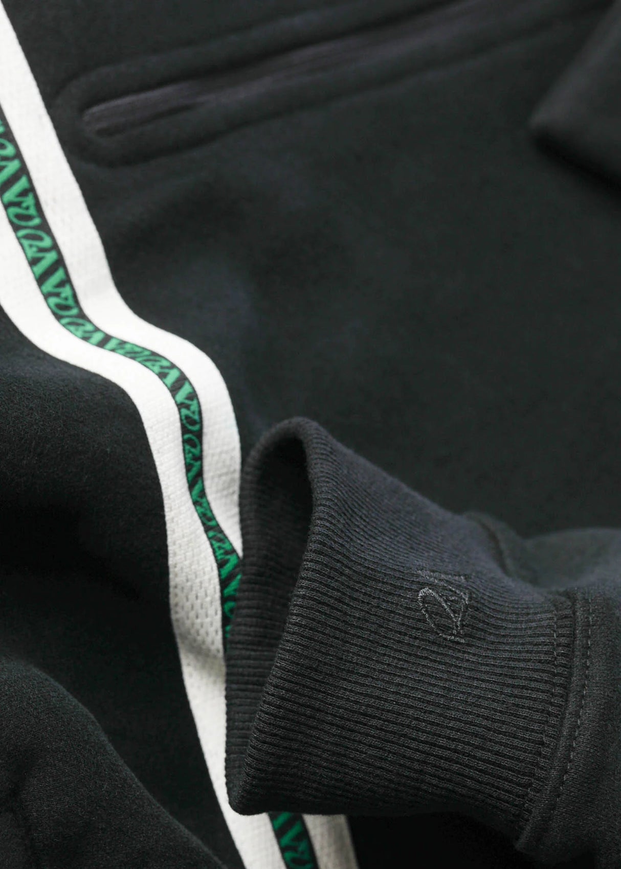 Rivvia Social Member 1/4 Zip