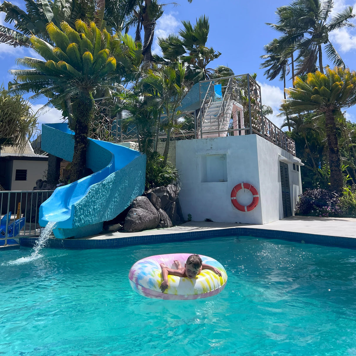 Sunny Life Pool Ring