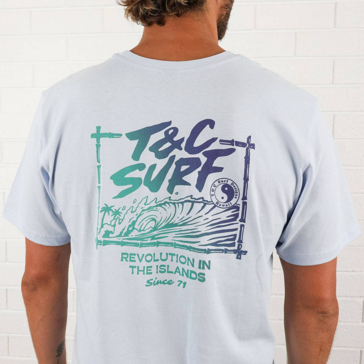 Town & Country Mangalui Tee