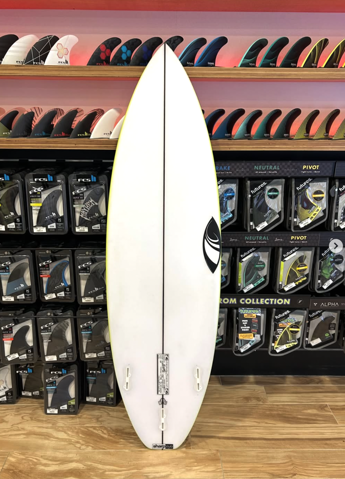 5'6 Sharpeye Inferno 72 Youth #8113 - Used Surfboard