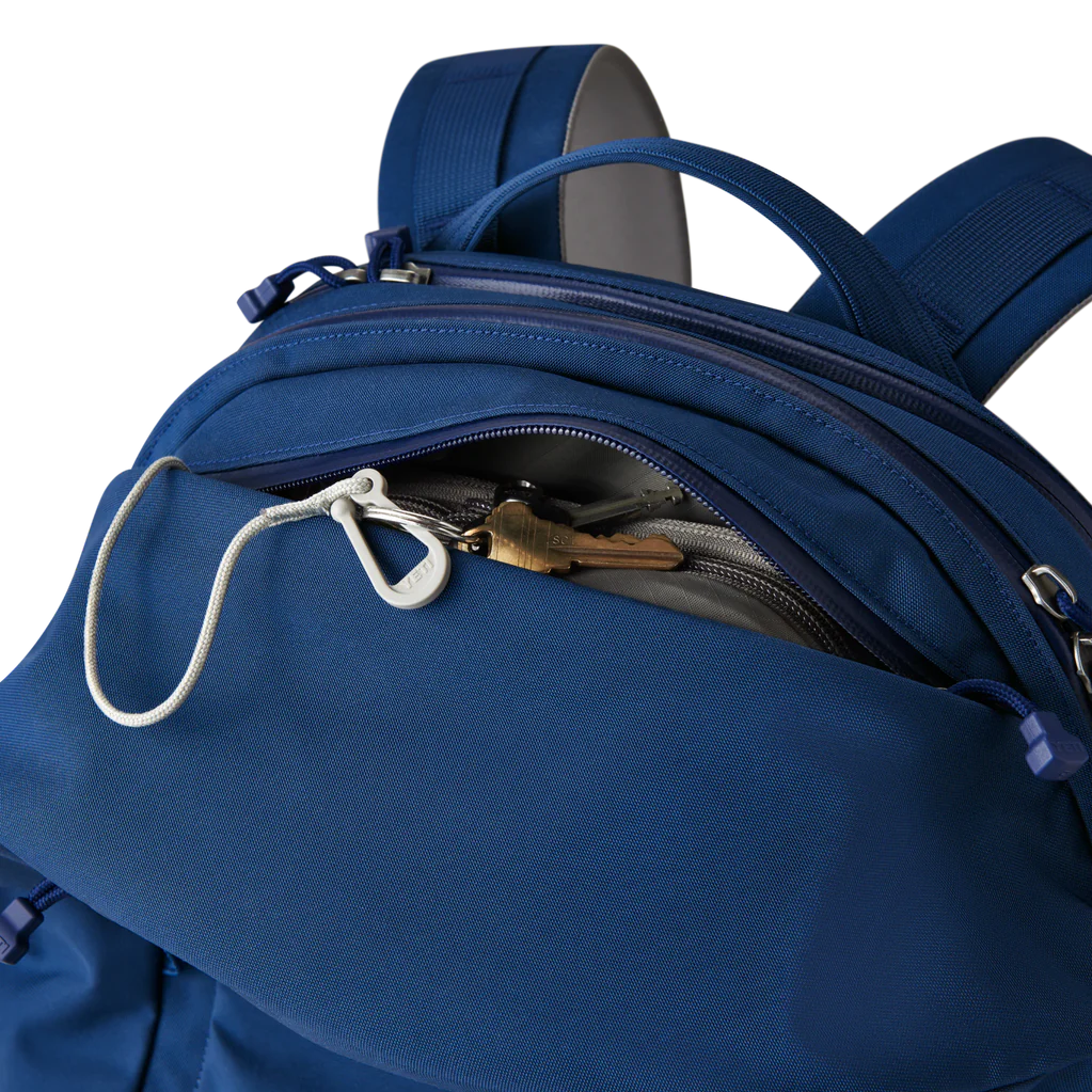 YETI Crossroads 27L Backpack