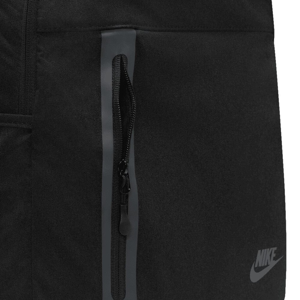 Nike Elemental Premium 21L Backpack