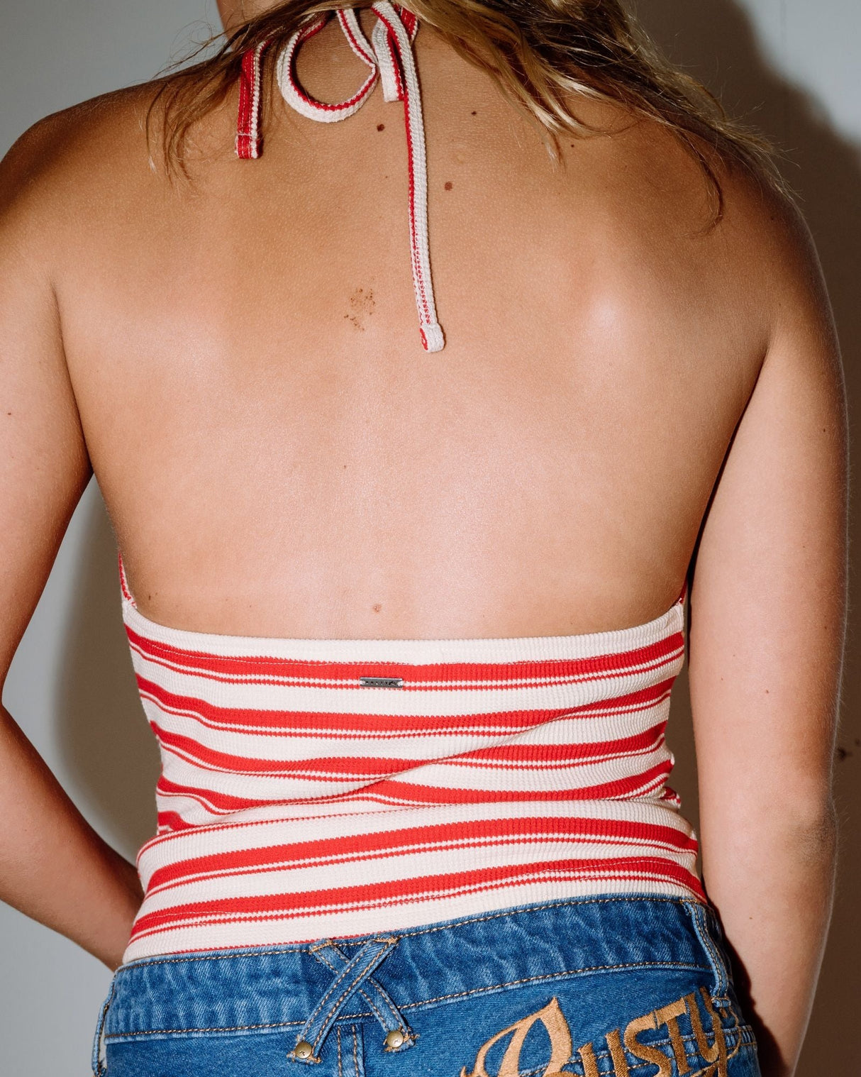 Rusty Emma Cut Out Skimmer Tank