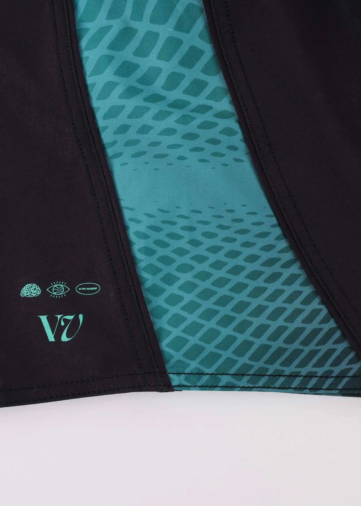 Rivvia Logger 18" Maze Trunk