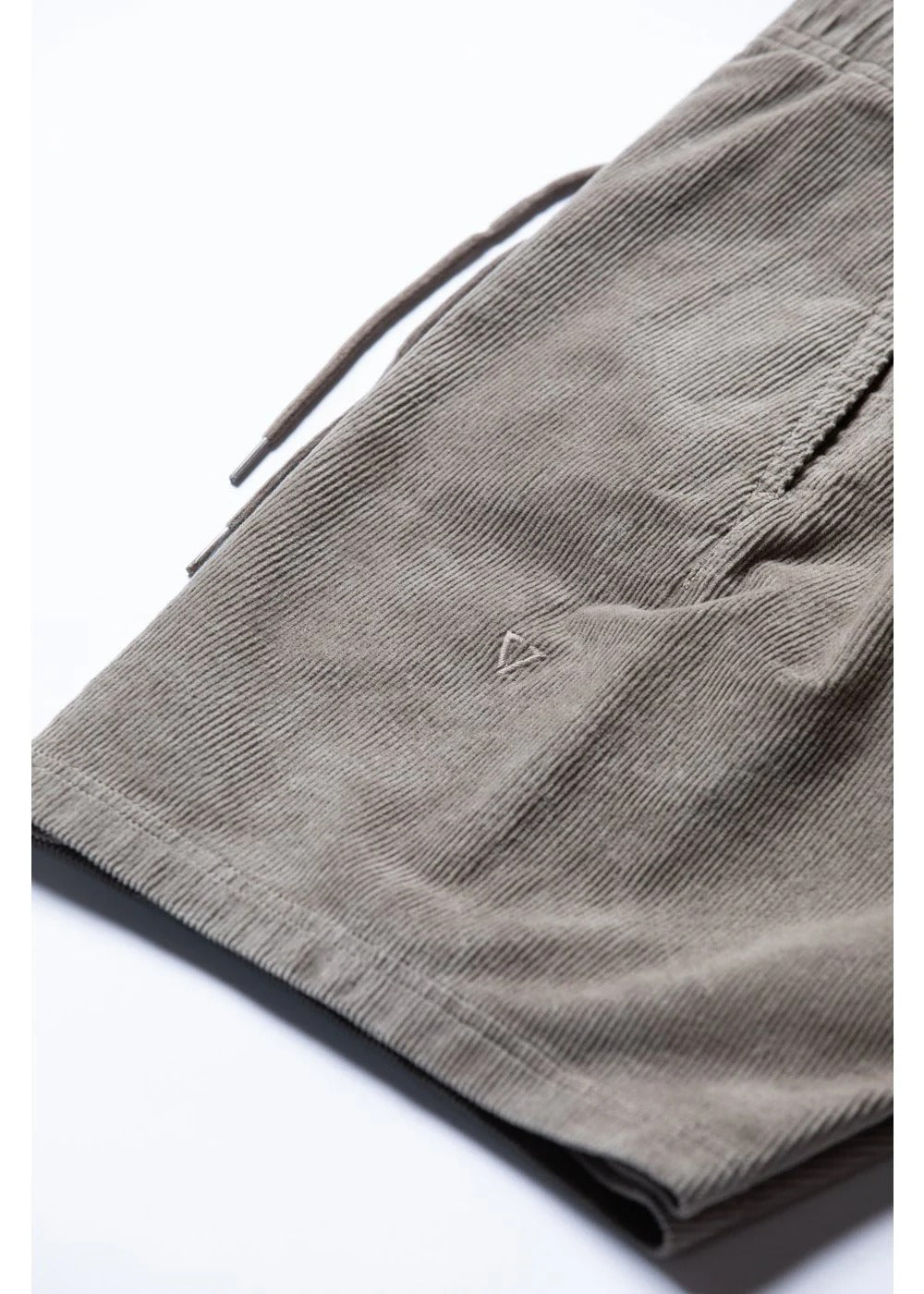 Vissla Mens No See Ums Cord Eco 17" Elastic Walkshort