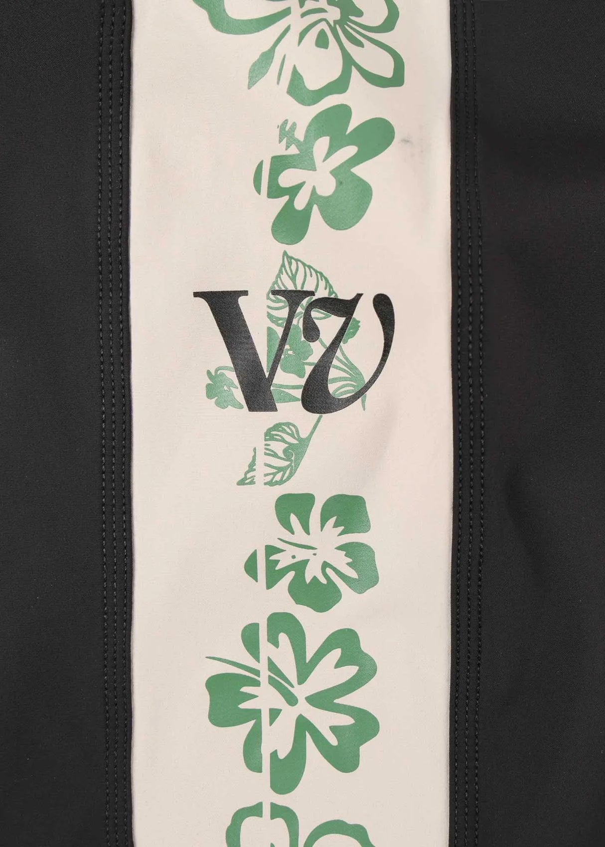 Rivvia Disclosure 19" Wallflower Trunk