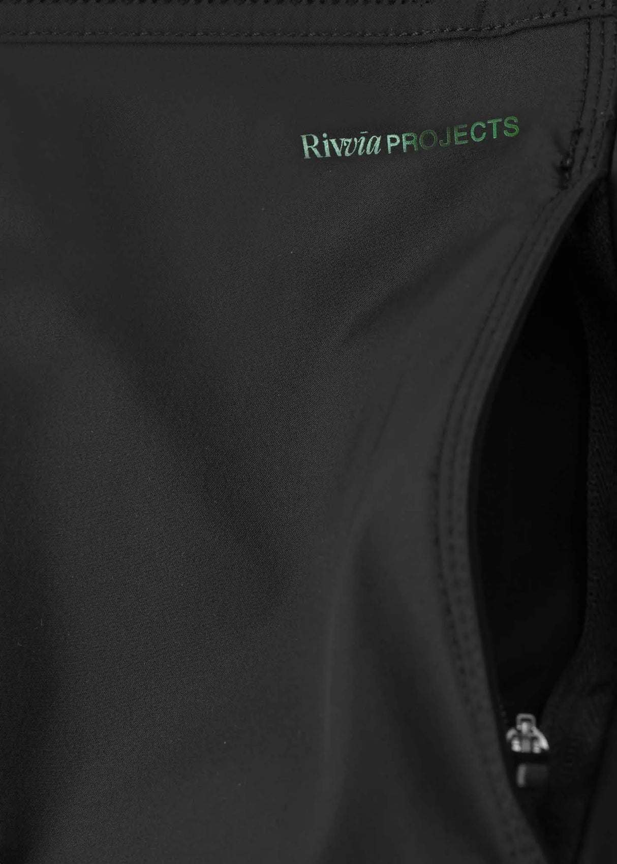 Rivvia Disclosure 19" Wallflower Trunk