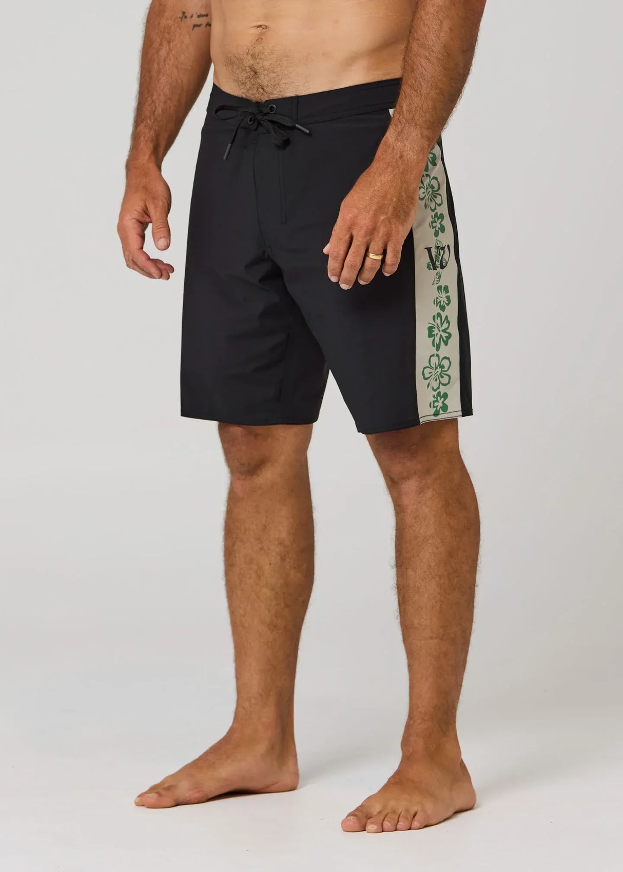 Rivvia Disclosure 19" Wallflower Trunk