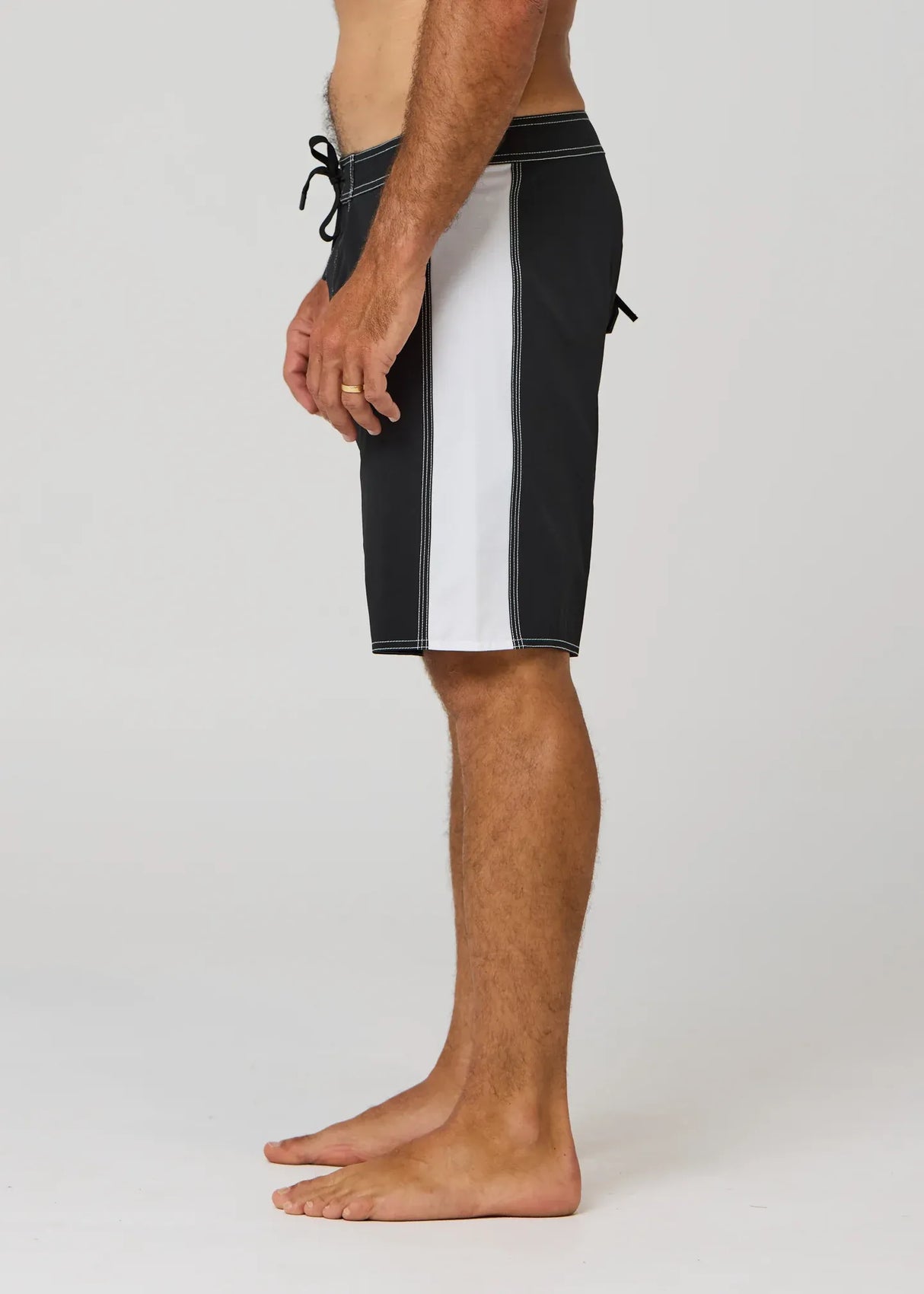 Rivvia Stereo 18" Blur Trunk