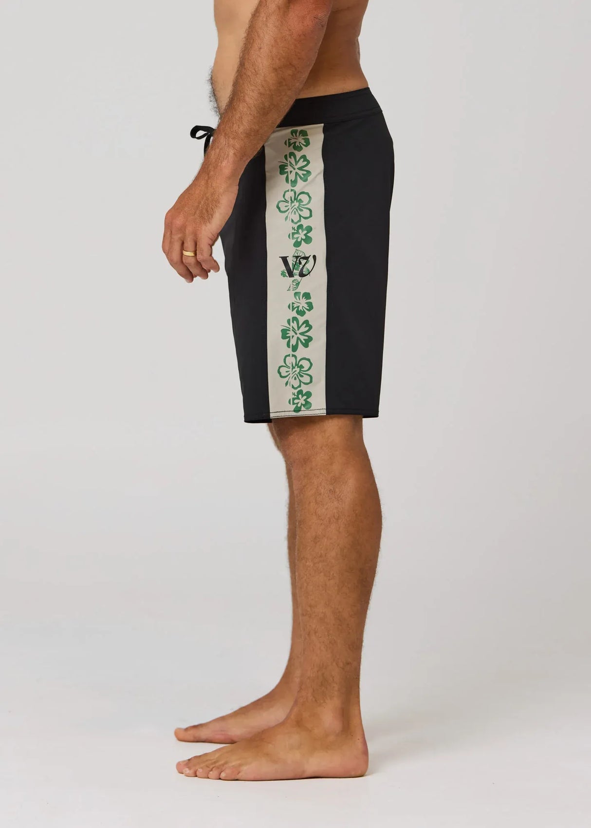 Rivvia Disclosure 19" Wallflower Trunk