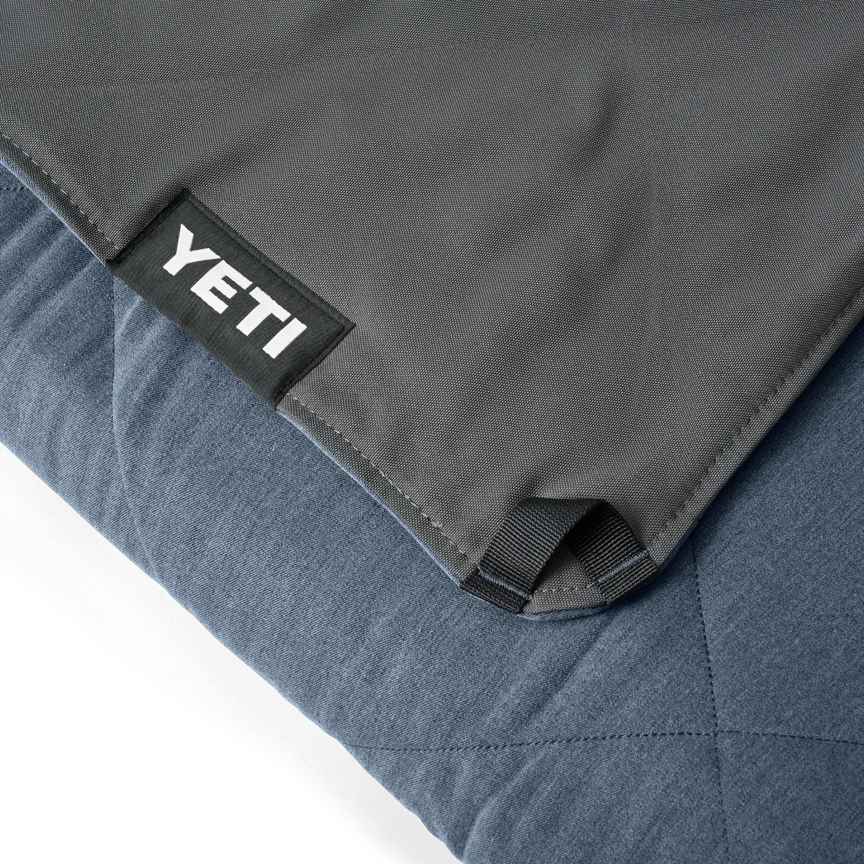 YETI Lowlands Blanket
