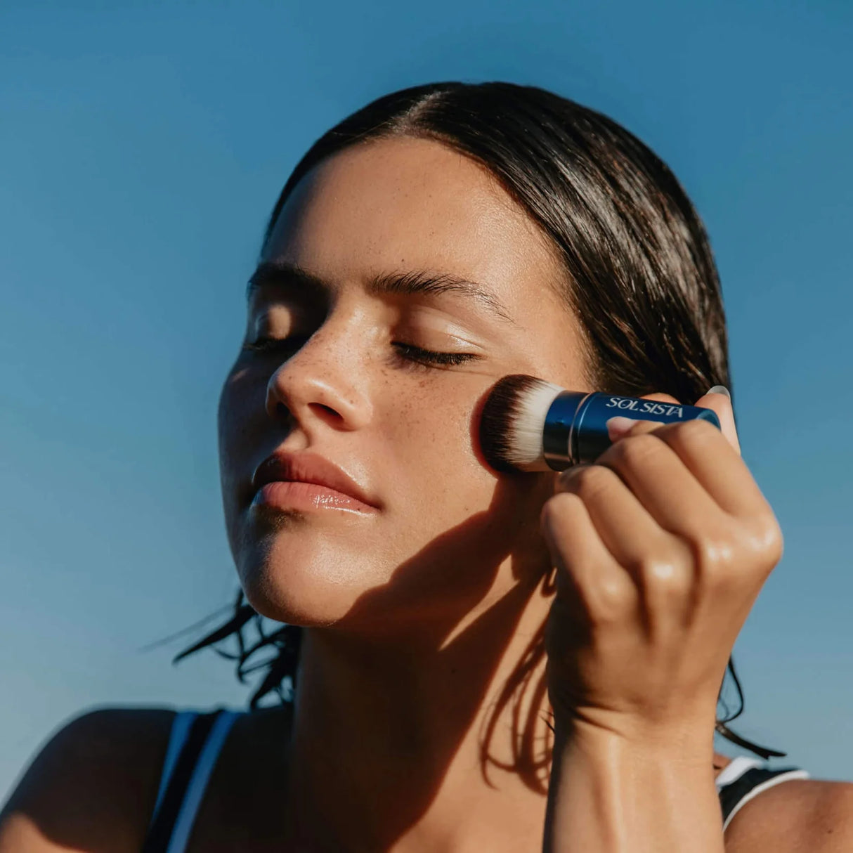 Sol Sista Retractable Kabuki Makeup Brush