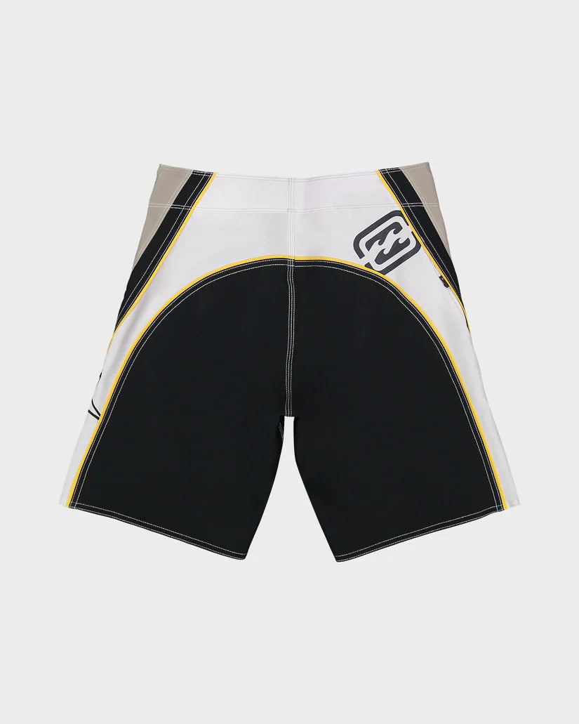 Billabong Boys (8-16) Fluid 2K 18" Boardshorts