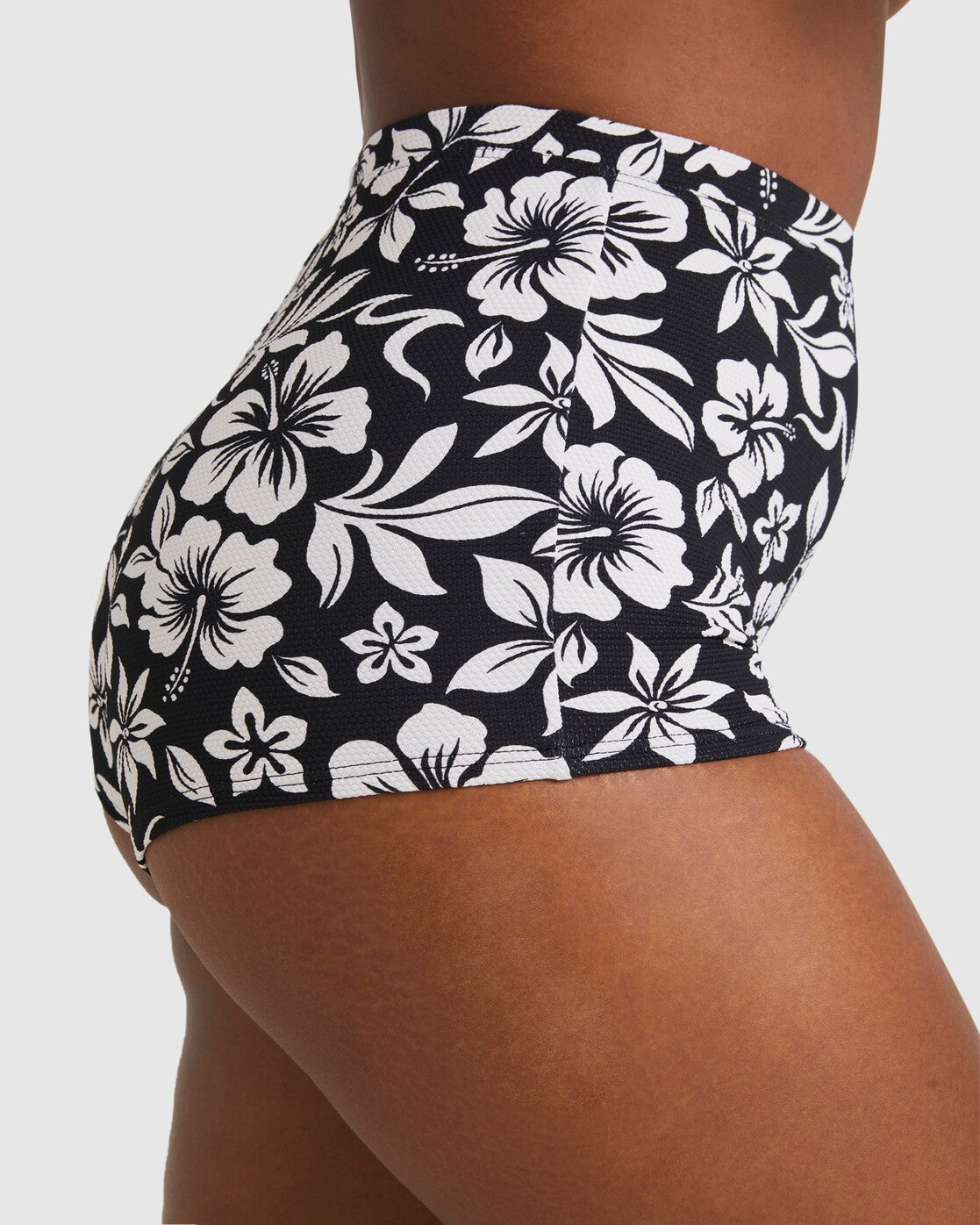 Billabong Women's Toko Palma Shorts