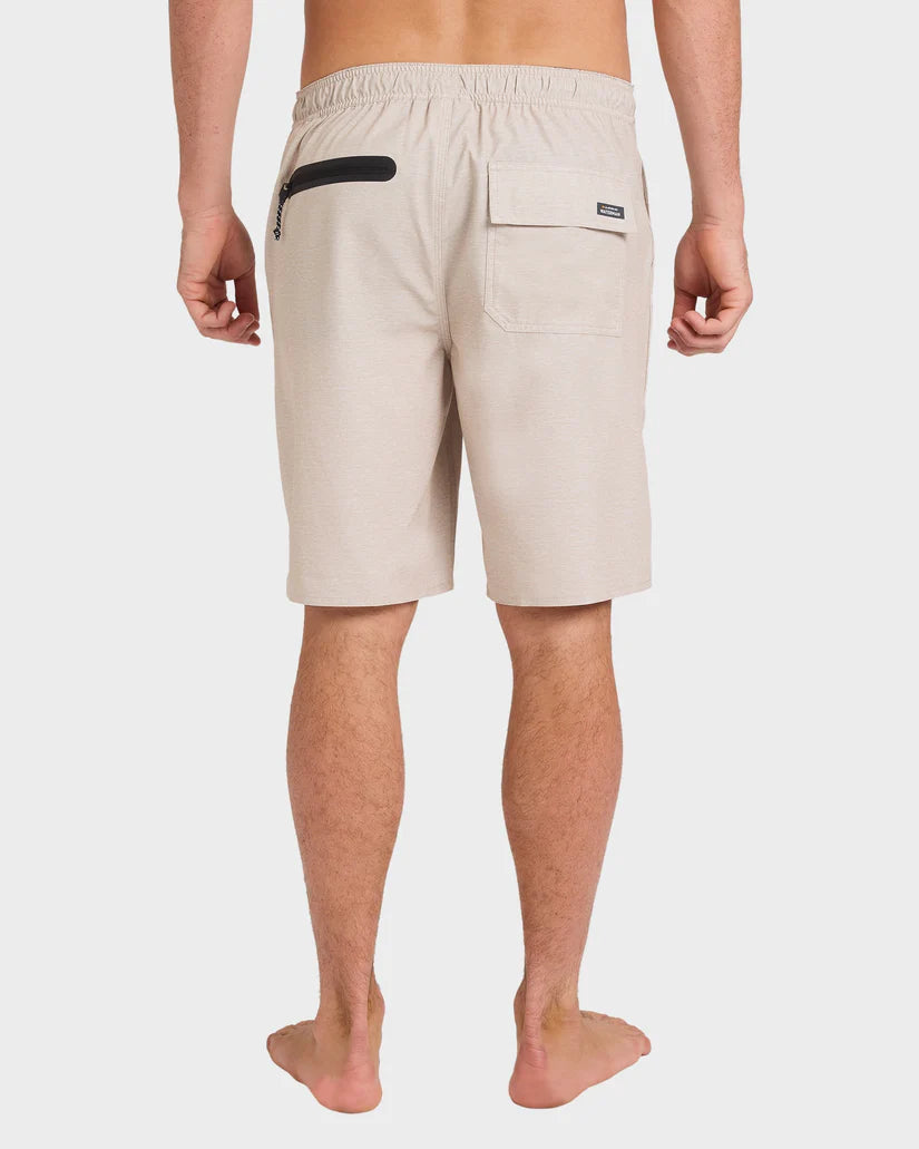 Quiksilver Mens Suva 20" Amphibian Hybrid Shorts