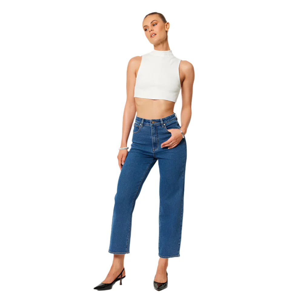 Abrand Womens Venice Straight Jeans Bella