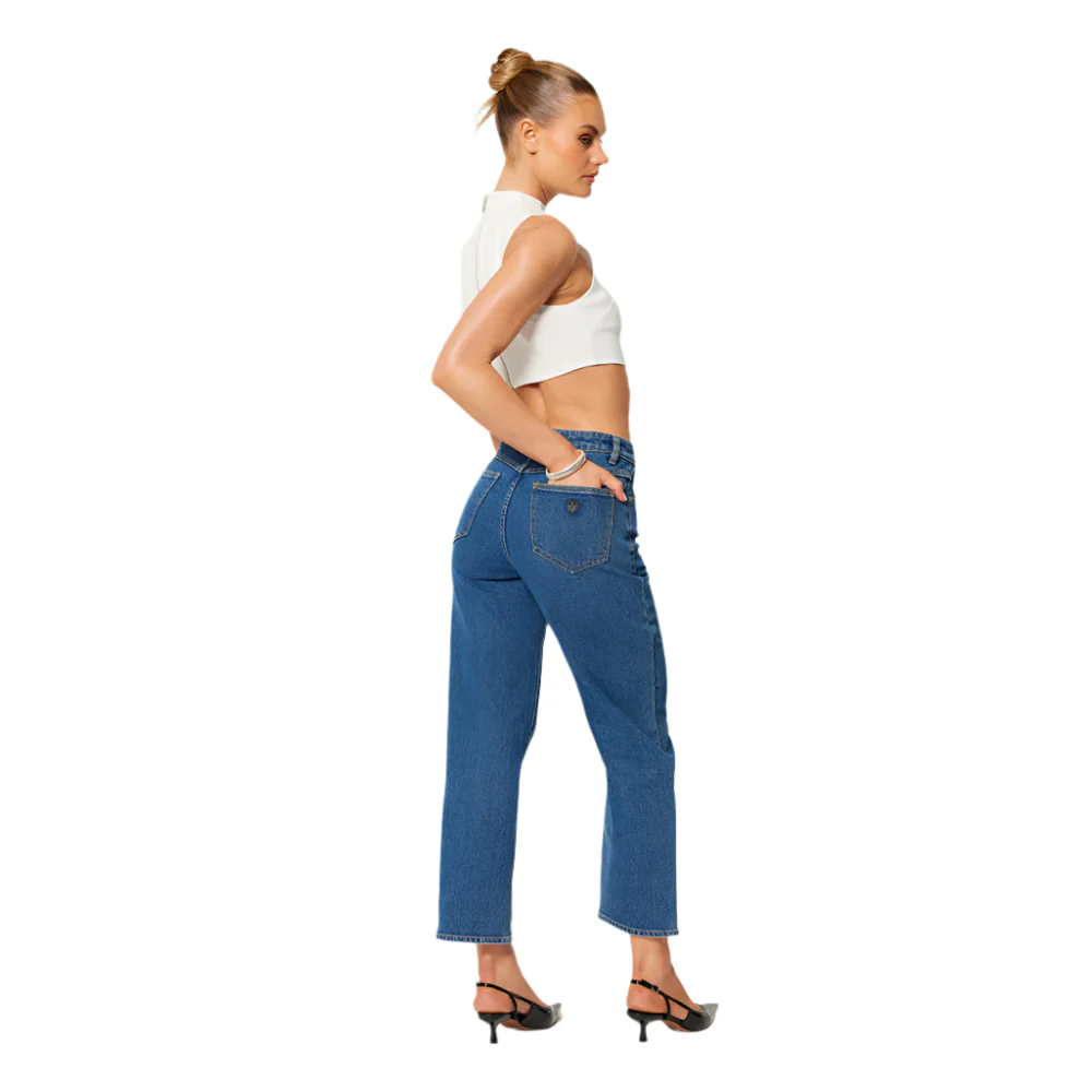 Abrand Womens Venice Straight Jeans Bella