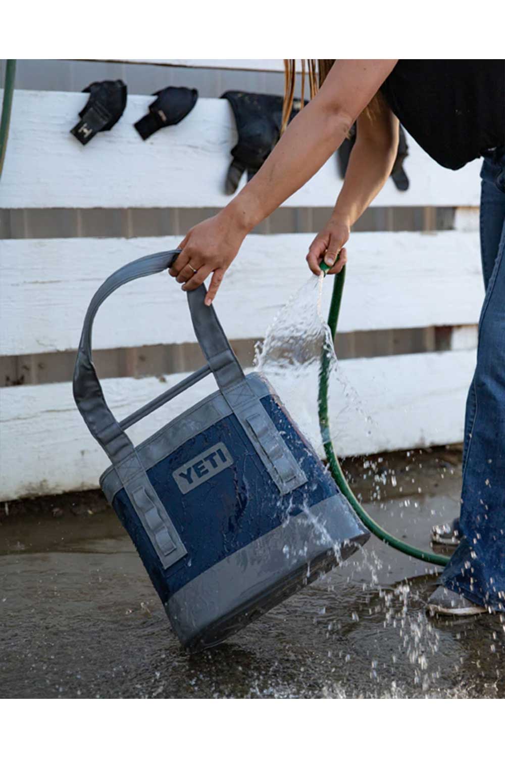 YETI Camino 20L Carryall Tote Bag