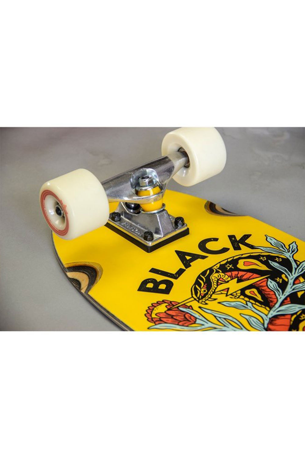 Dusters Cobra Cruiser Skateboard