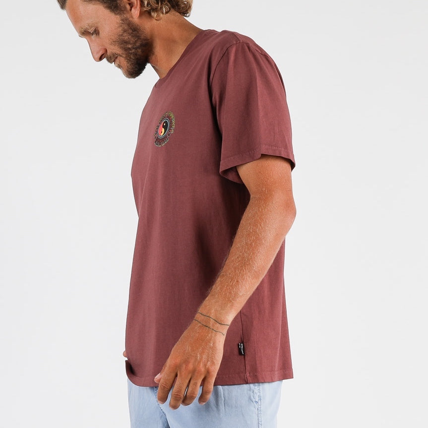 Town and Country Mens Vault Tee
