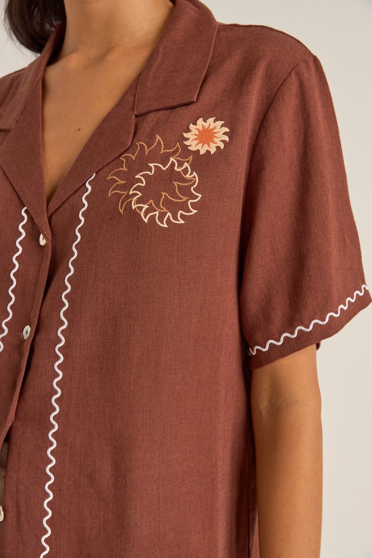 Rhythm Womens Solis Embroidered Short Sleeve Shirt