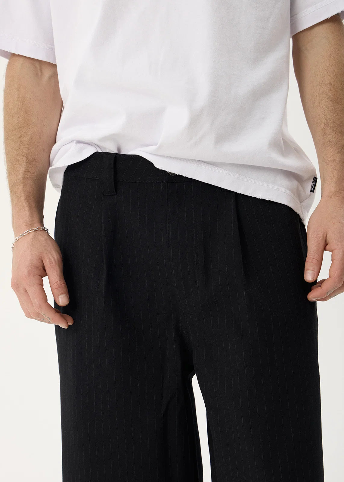 Afends Business Baggy Pleated Short 24"