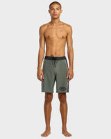 RVCA Mens Retract Trunk 20" Boardshorts
