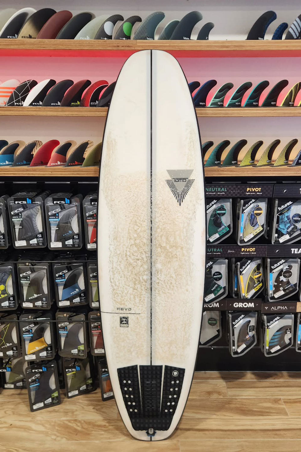 5'10 Firewire Tomo Revo - Includes Fins #7774 - Used Surfboard