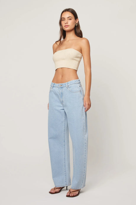 Abrand Womens 95 Mid Barrel Jean Kendall