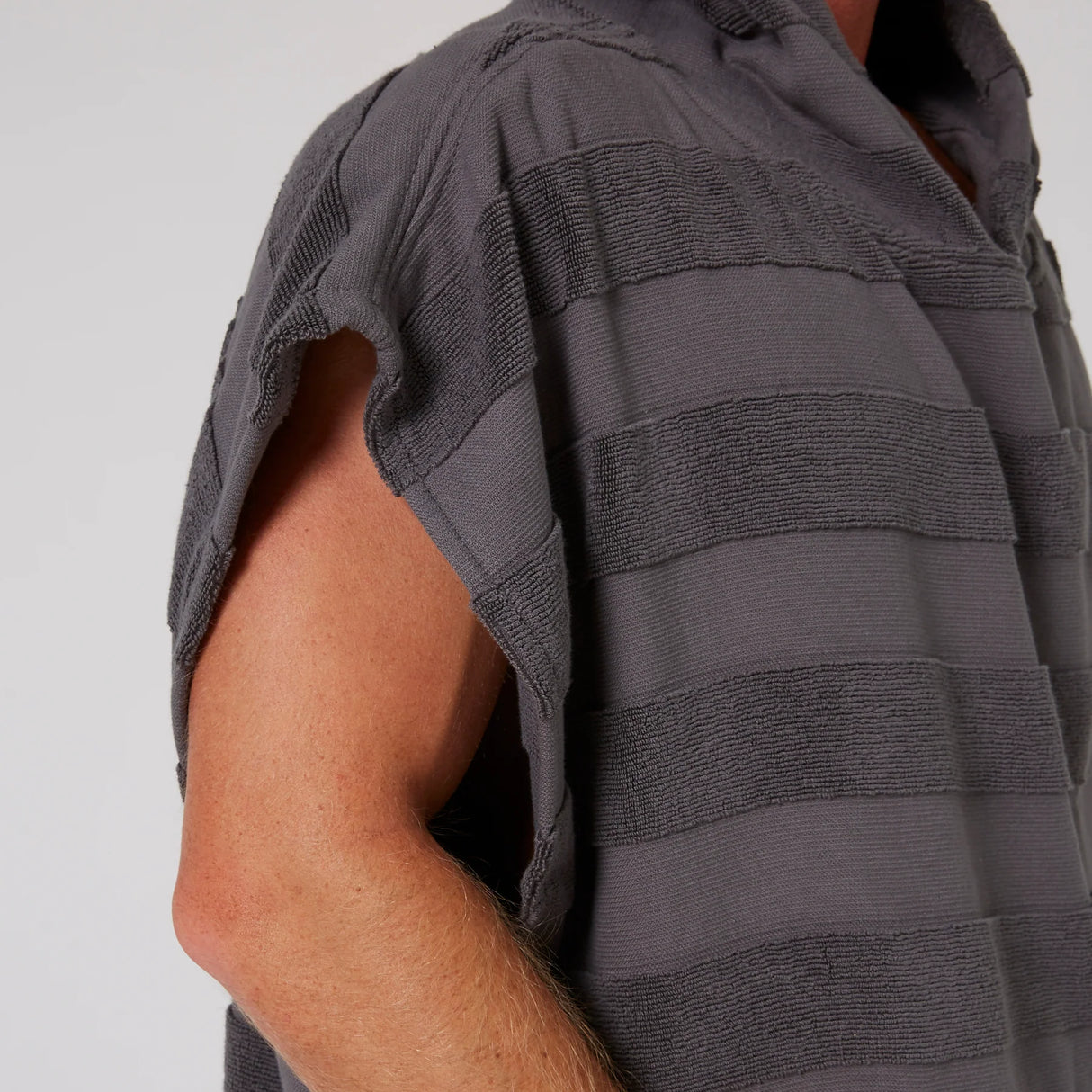 Ocean & Earth Mens Layz Poncho