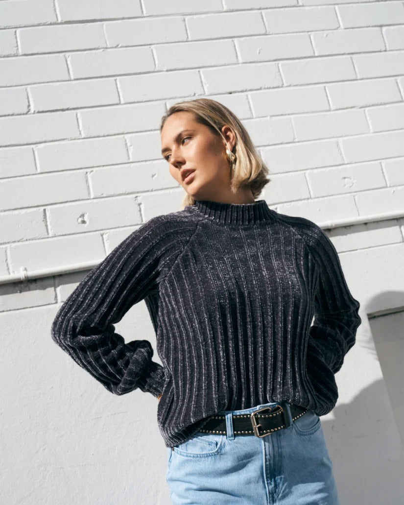 Volcom Womens She Savage Jumper