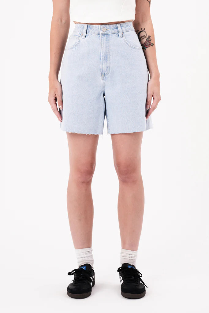 Abrand Womens Carrie Short Kate