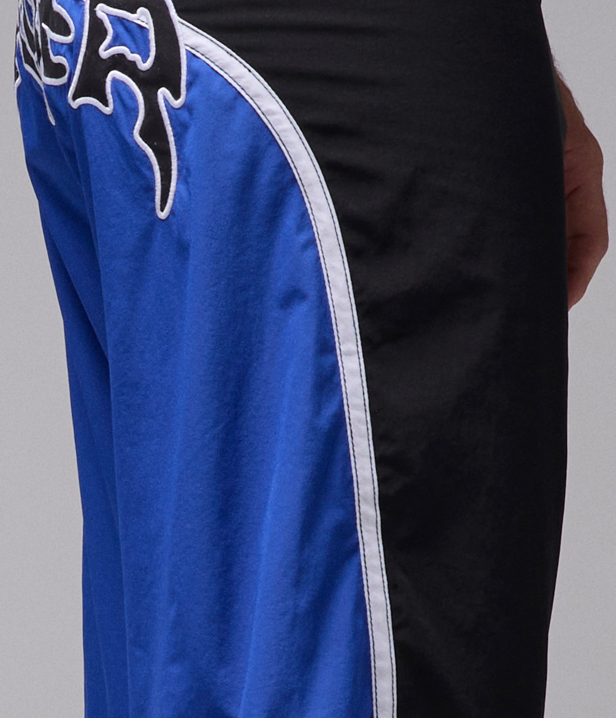 Former Proscription 21" Trunk