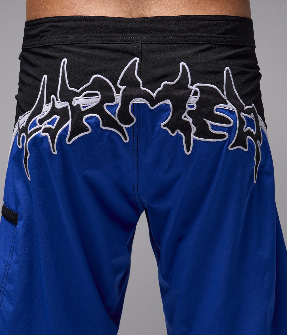 Former Proscription 21" Trunk